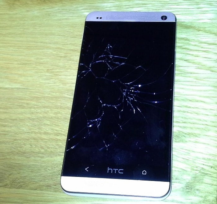 HTC'nin Akıllı Telefonlarının Ekranı Kasko'lu Olacak