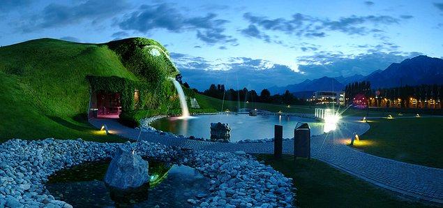 37. Swarovski Kristal Dünyası - Wattens, Avusturya