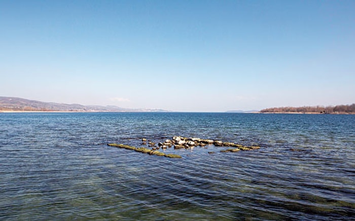 Sapanca Gölü'nde Kara Göründü!