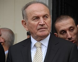 Sizin Ağaçlarla Alıp Veremedikleriniz Var