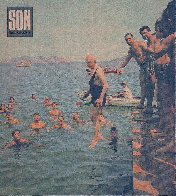 1. Atatürk Florya’da yüzerken Başbakan İsmet İnönü gelir.