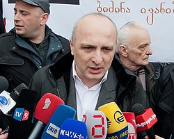 Gürcistan'da Eski Başbakana Yolsuzluktan 5 Yıl Hapis