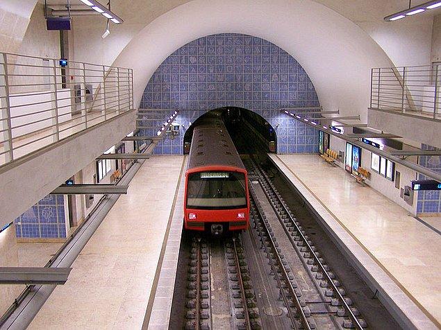 18. Lizbon metrosu (Portekiz)