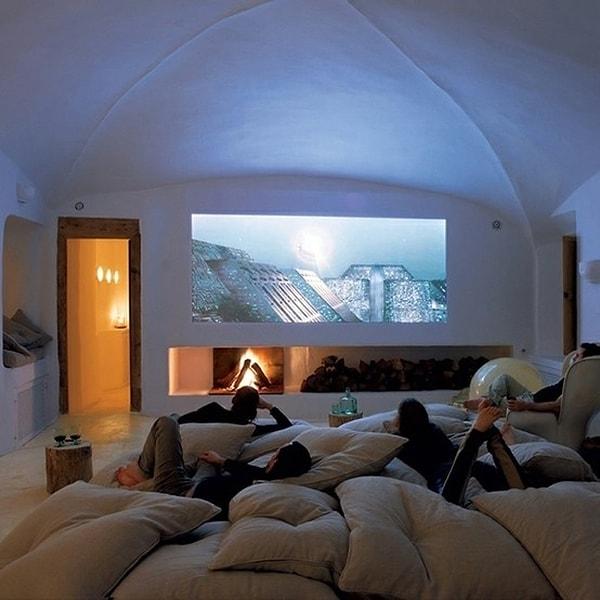 10. Sadece film izlemeye adanmış böyle bir oda