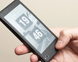 Çift Ekranlı Telefon Geliyor