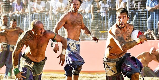 Dünyanın En Vahşi Sporu, Modern Çağ Gladyatörleri: "CALCIO STORICO"