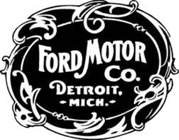 4. 4. 1916’da dünyadaki arabaların yüzde 55’i T Ford modeldi.