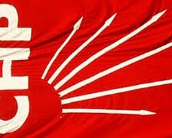 Umut Oran: "Hukuk 5 kişinin önüne yatırıldı. Herkesi, 29 gün sonra yürütme organını sıfırlamaya çağırıyorum. Oyuna sahip çık Türkiye"