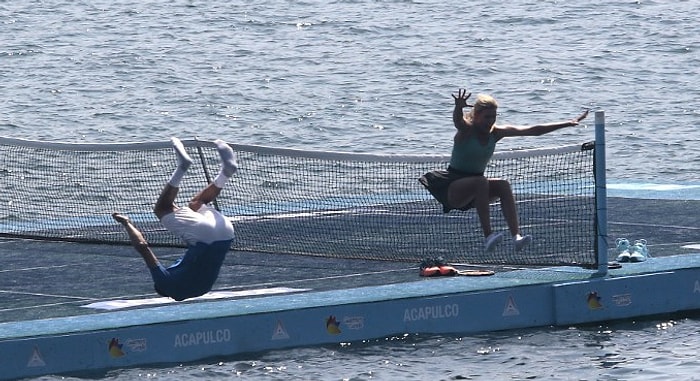 Dimitrov ve Bouchard Yüzen Kortta