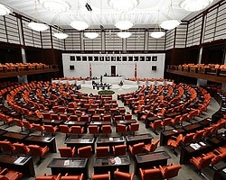 "Demokratikleşme Paketi" Kabul Edildi