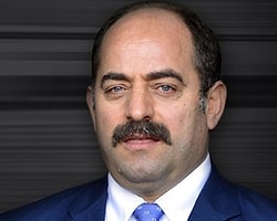 Zekeriya Öz'den İlginç Mesaj