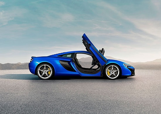 Lamborghini Huracan Cenevre'de Pirelli Lastikler ile Sahne Alıyor