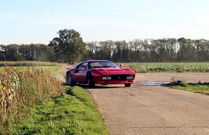 Yaş 29 İş Bitmemiş: Ferrari 288 GTO