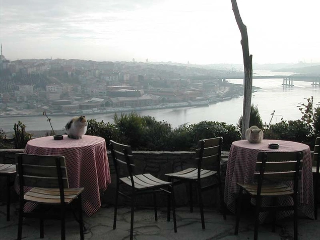 Pier Loti'de kahve içmek
