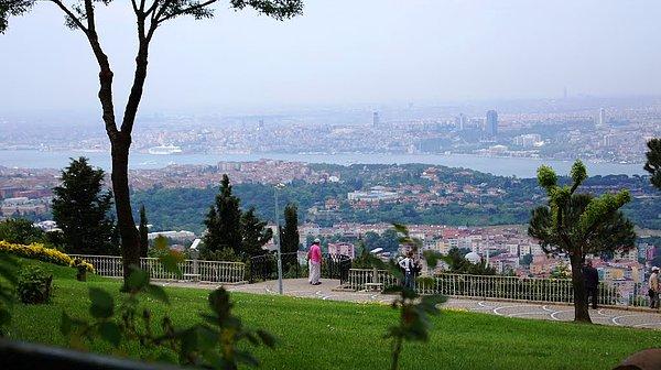 25. Çamlıca tepesinden İstanbul'u seyretmek