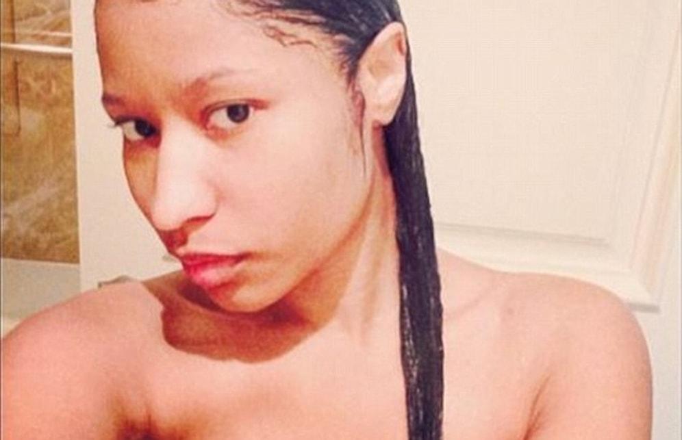Nicki Minaj’dan Çıplak Duş Selfie’si