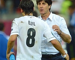 Löw'den Mesut Özil'e Destek!