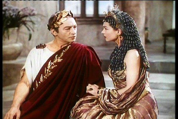 Jül Sezar'la Kraliçe Kleopatra