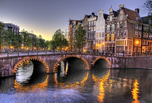 Tabii ki Amsterdam!