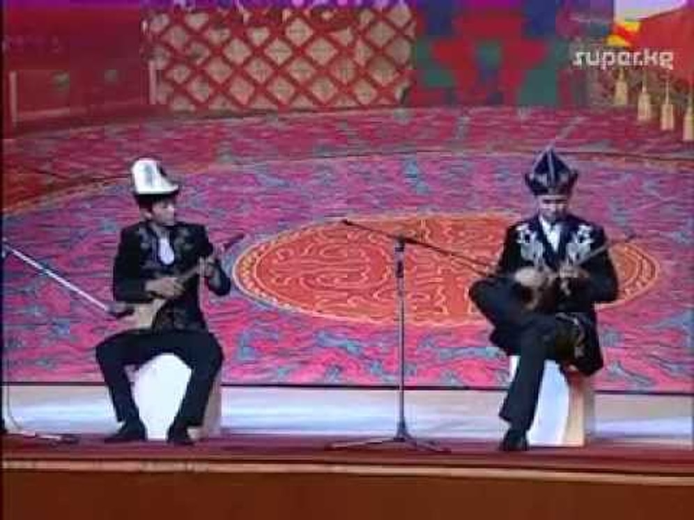 Kopuz ve Dombra'nın Muhteşem Atışması