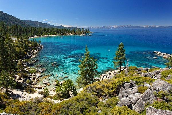 18. Tahoe Gölü, California/Nevada