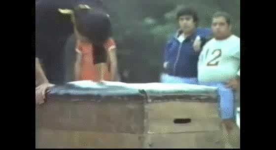 TAKLA ATMAK ZORUNDASINIZ.