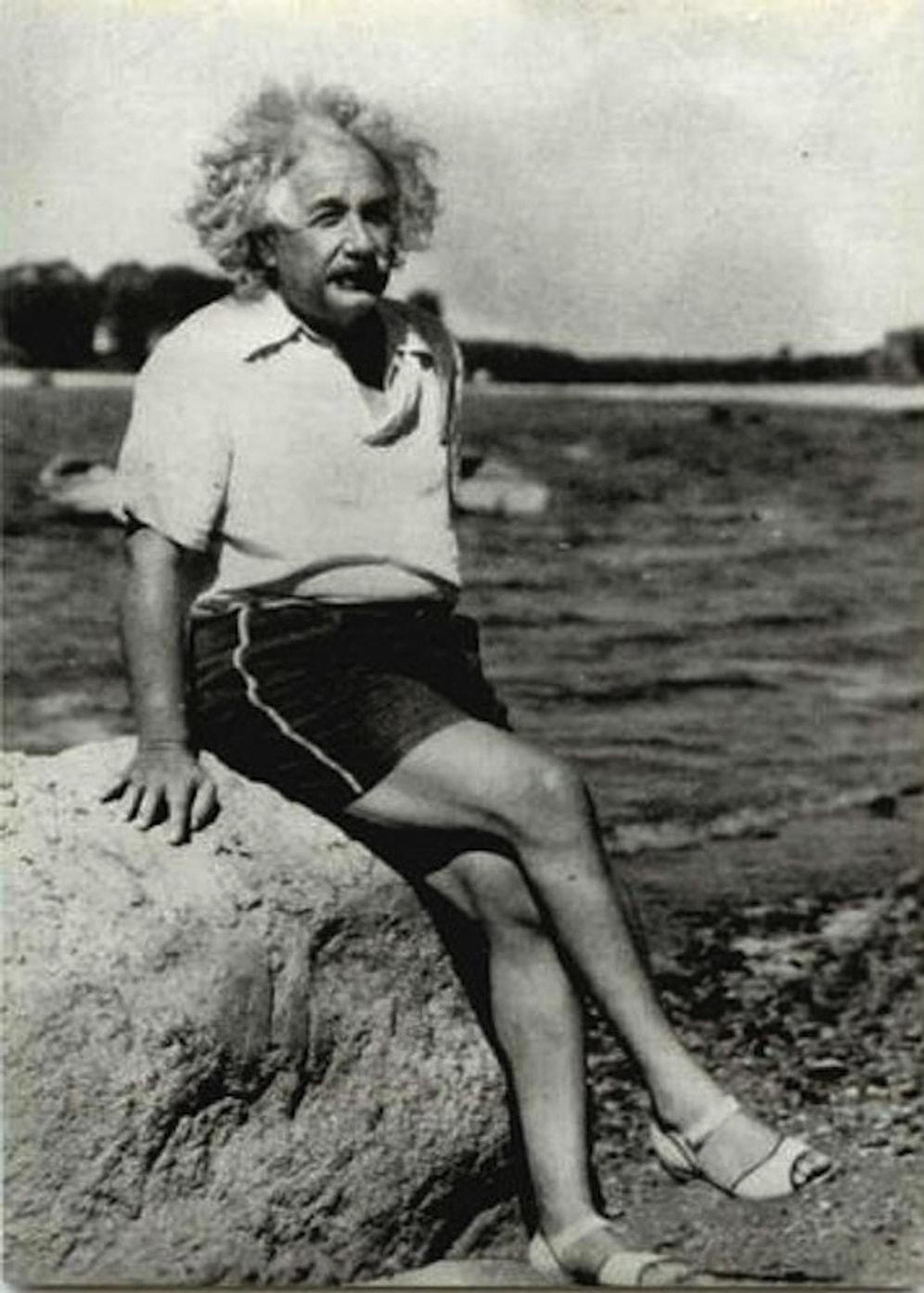 Doğum Gününde 25 Sıradışı Fotoğrafıyla Albert Einstein