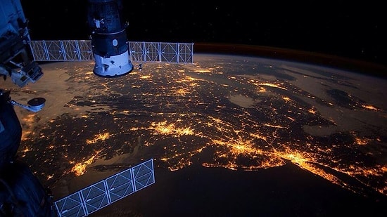 Uzayda İlk Canlı Yayın!