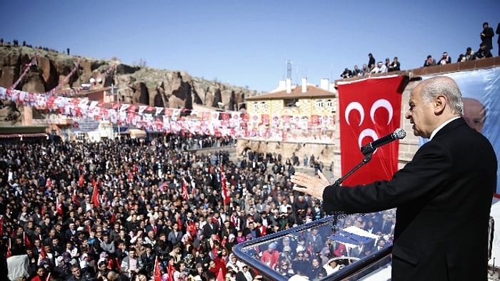 Bahçeli: 'Herkes Mutluysa Erdoğan'la Şarkı Söylesin'