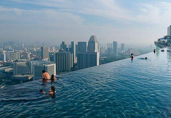 2. Marina Bay Sands Resort, Singapur