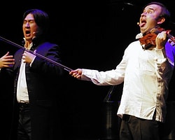 Aleksey Igudesman ve Hyung-ki Joo - Mozart ve James Bond