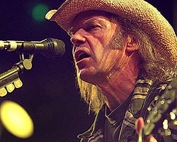 Neil Young, Konser Öncesi İstanbul Film Festivali'nde!