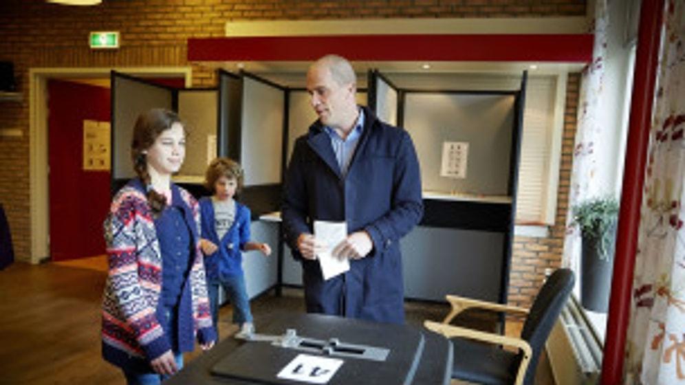 Hollanda Yerel Seçimlerinde İktidar Oy Kaybetti