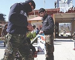Keseb Sınır Kapısı'nı ÖSO Güçleri Ele Geçirdi