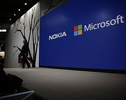 Nokia'nın Microsoft'a Satışı Ertelendi