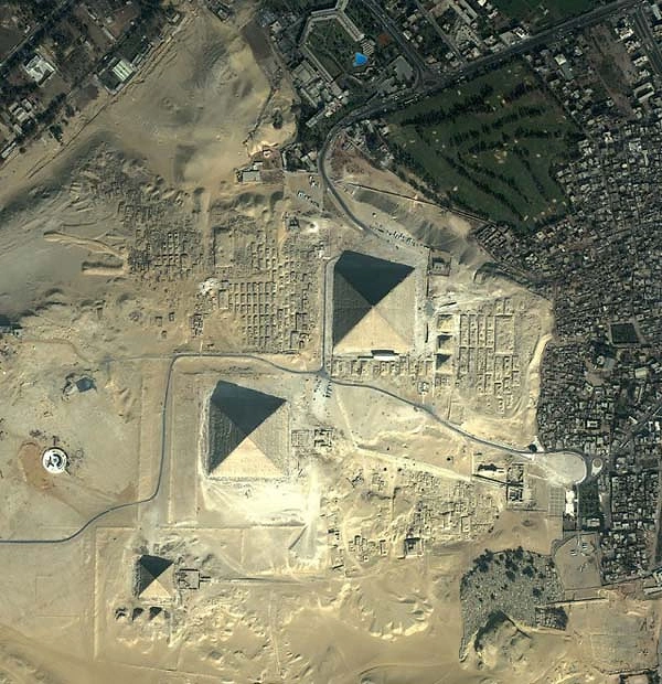 Giza Piramtileri