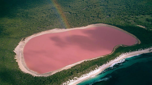 Lake Hillier, Australia