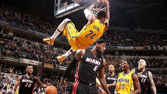 Paul George  LeBron James'i Poster Yaptı