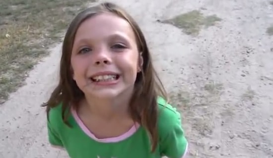 Çocuğunun Sallanan Dişini Kamyonetle Çeken Baba