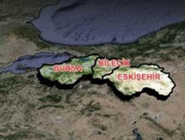 6. Bursa ve Eskişehir arasında bir köprü olduğu için stratejik konumu çok önemlidir.