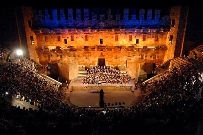 Aspendos 4 Ay Ziyaretçilere Kapatıldı