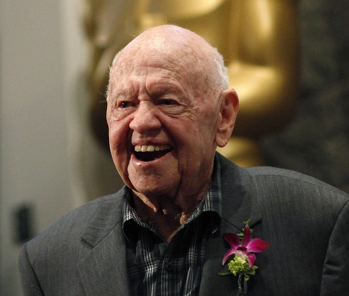 Hollywood'un Efsanevi İsimlerinden Mickey Rooney Hayata Veda Etti