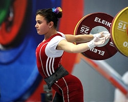 Ayşegül Çoban'dan İki Altın
