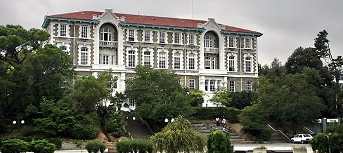 Boğaziçi Üniversitesi'nden Kızlı-Erkekli Adımı