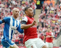 Arsenal İngiltere'de Finalde