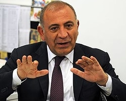 Gazetecinin Cahilini Allah Kimseye Göstermesin!