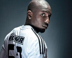 Drogba'dan Niang'a Övgü