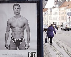Ronaldo'nın Reklamları 'Müstehcenlik' Sansürüne Uğradı