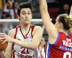 Galatasaray Odebank'tan Farklı Galibiyet: 74-48