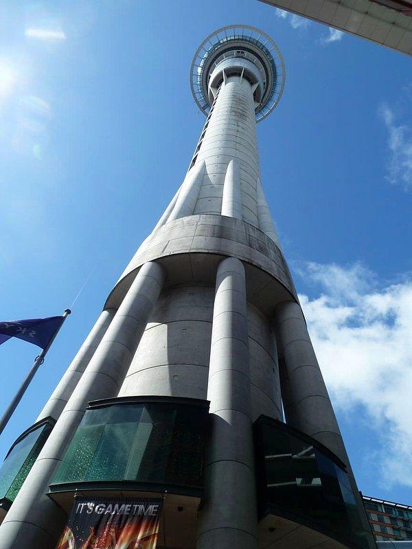 9. Gökyüzü Kulesi, Auckland, Yeni Zelanda